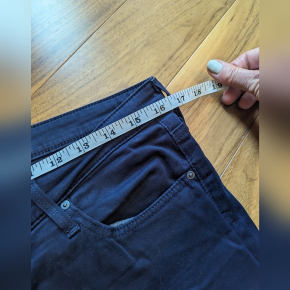 AG Stevie Ankle Slim Straight size 30 EUC - Picture 4 of 6